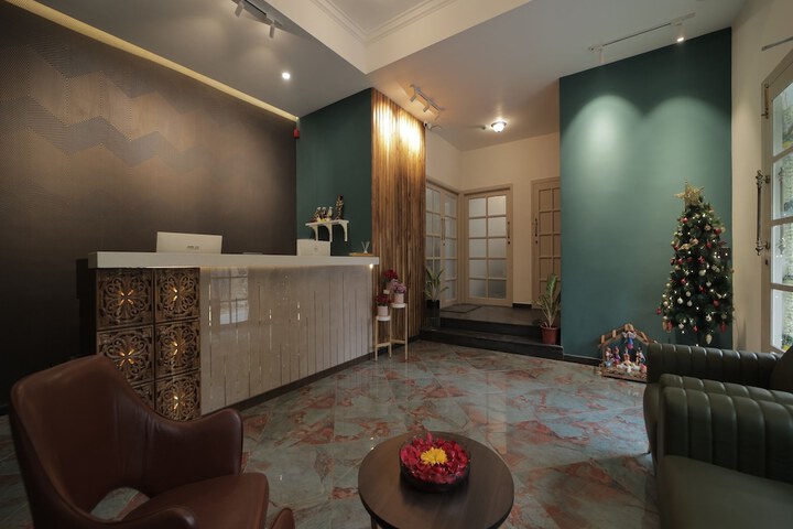 Hotel Interior 4 of 49