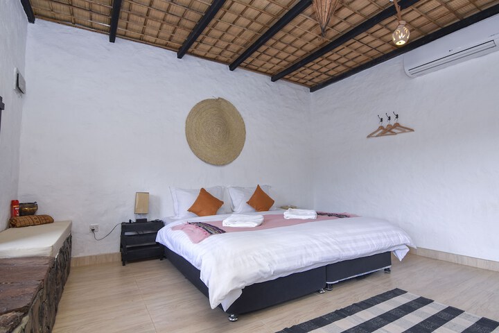 Room 10 of 55