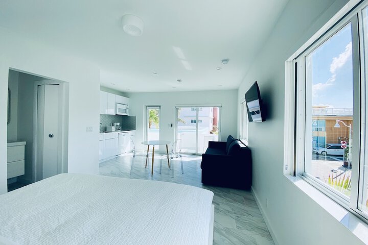 Room 95 of 174
