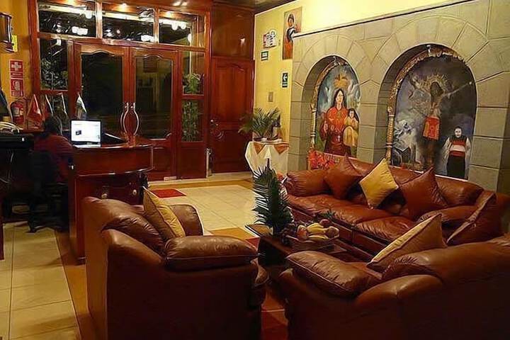 Guest Lobby