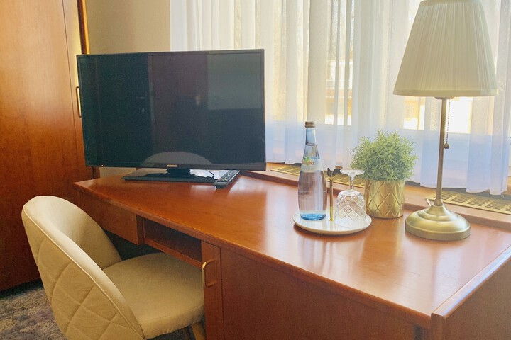 Room 3 of 55