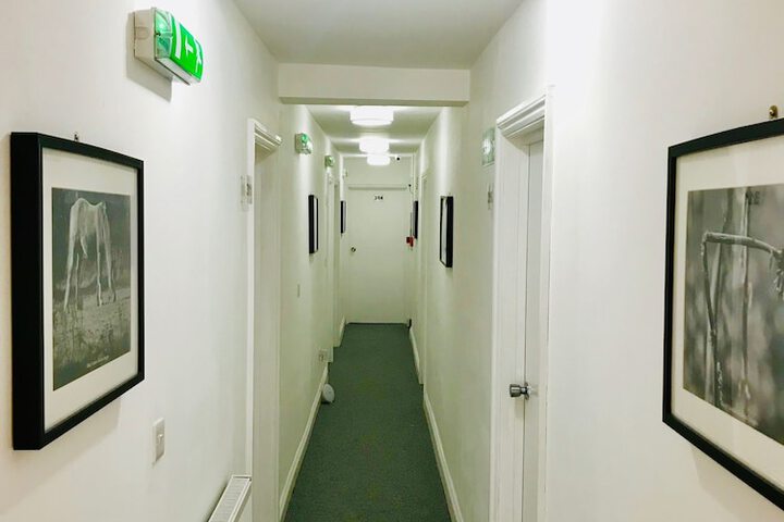 Ballroom/Hall 21 of 33