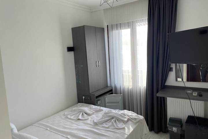 Room 14 of 54