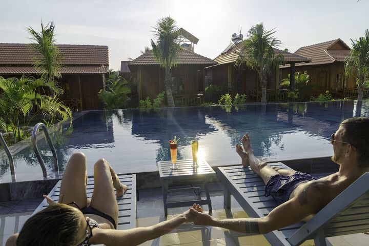 Pool 75 of 100