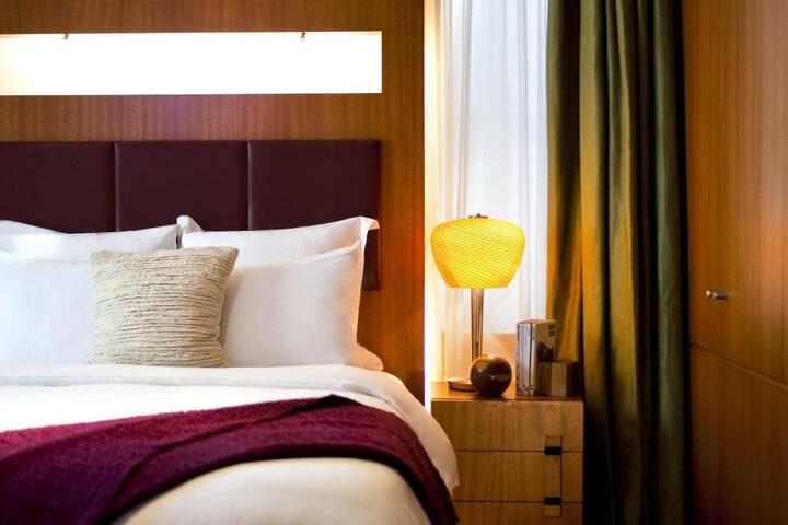 Double Bed Accessible (6 of 11)