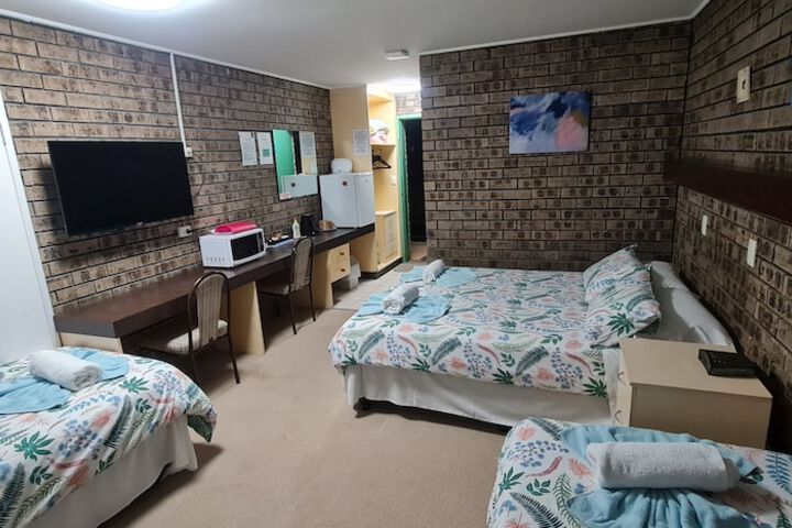 Room 10 of 52