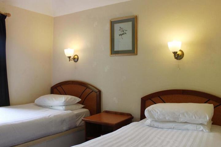 Suite Room