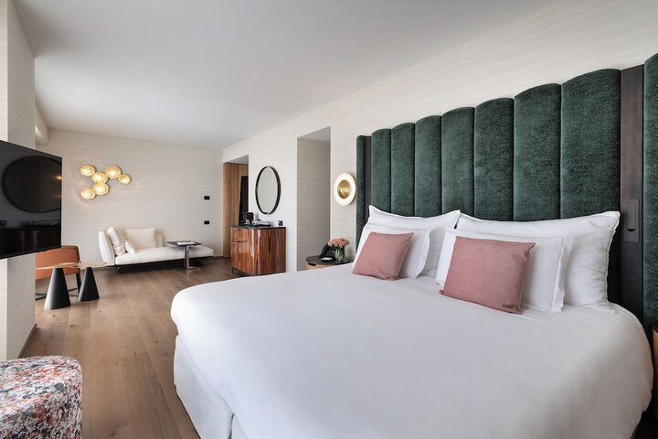 Room 38 of 111
