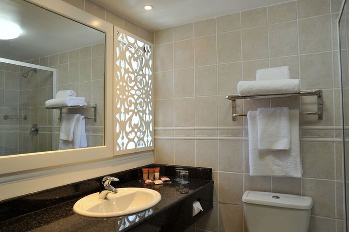 Clean Restrooms