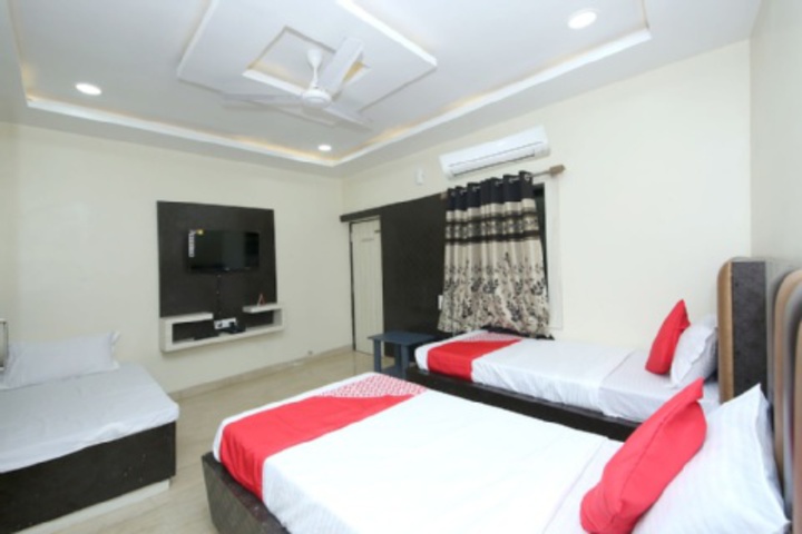 Room 299 of 407