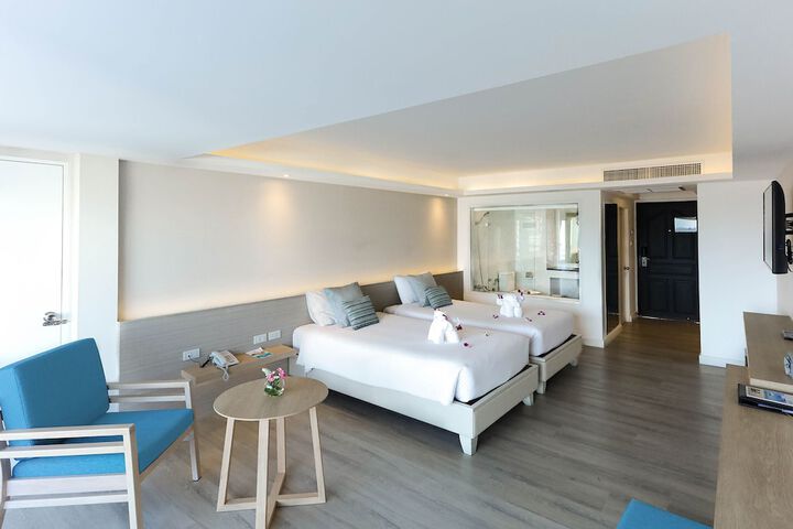 Room 10 of 64
