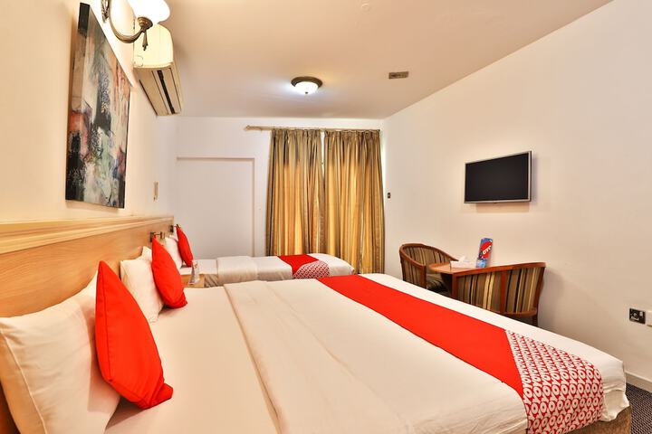 Room 2 of 27