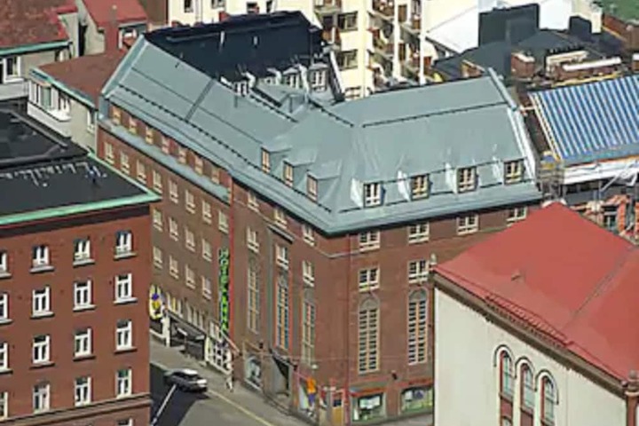 Hotel 75 of 77
