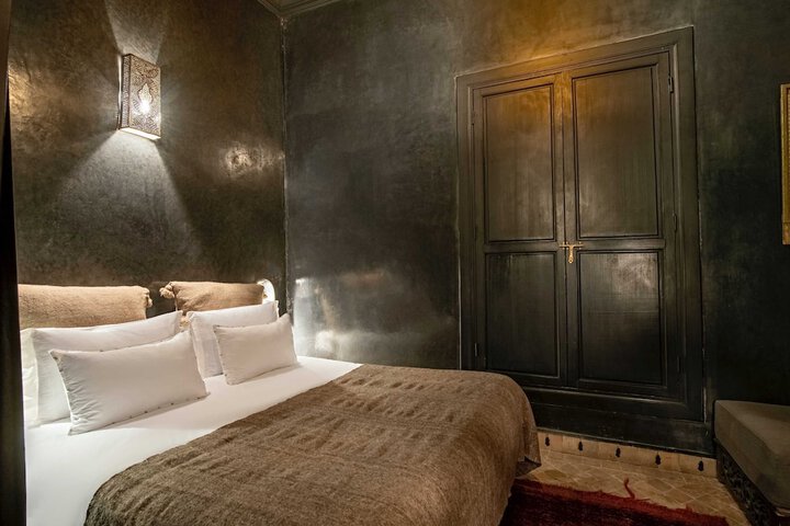 Room 17 of 111