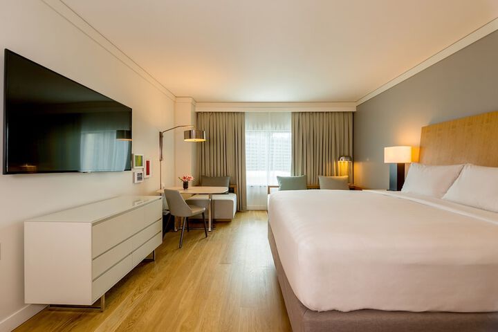 Room 30 of 81