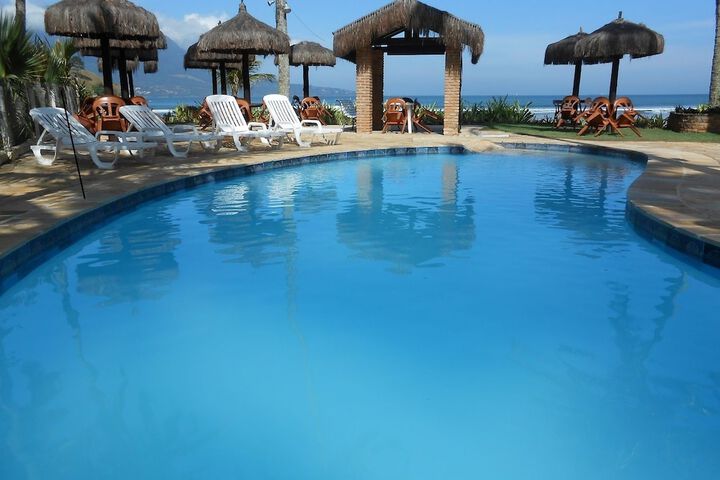 Hotel with Pool