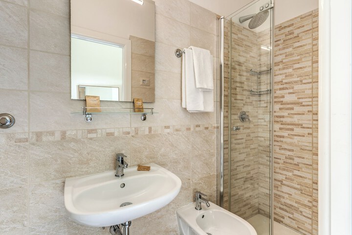 Bath Photo