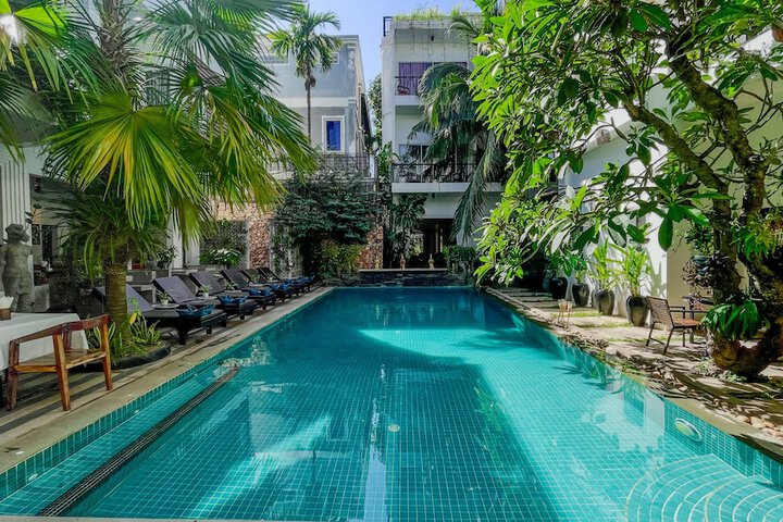 Pool 77 of 132