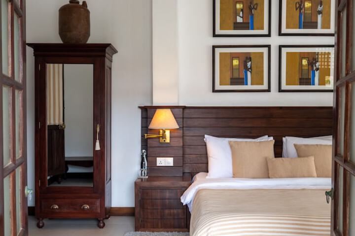 Room 12 of 31