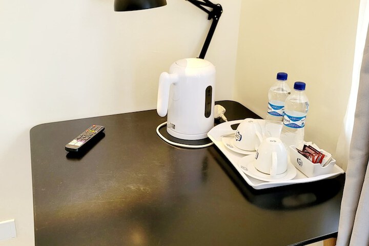 Breakfast/Coffee Service 35 of 60