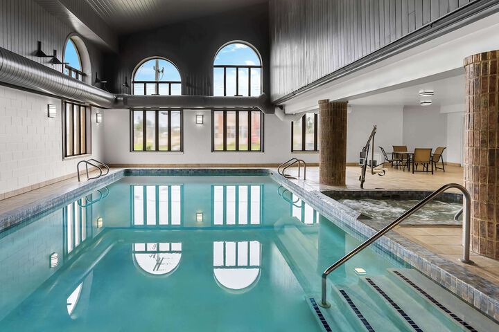 Pool 23 of 32