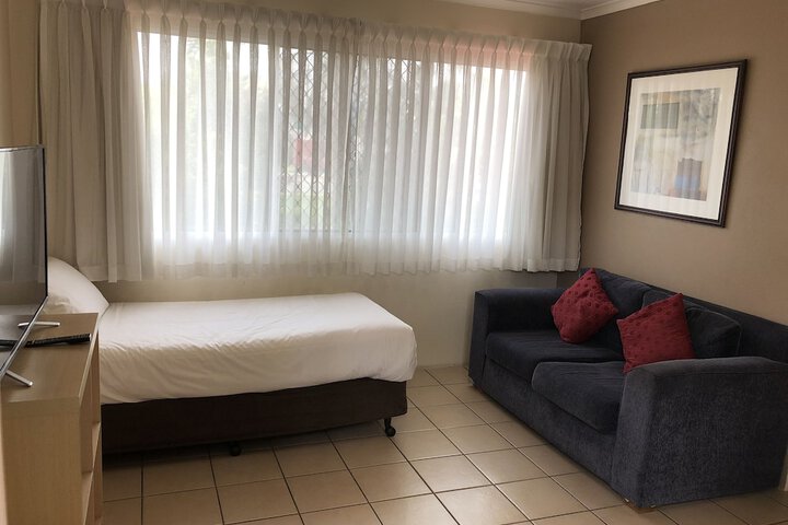 Room 25 of 83