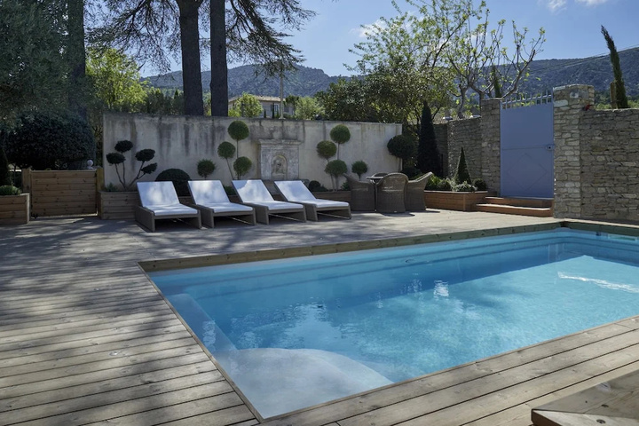 Pool Hotel