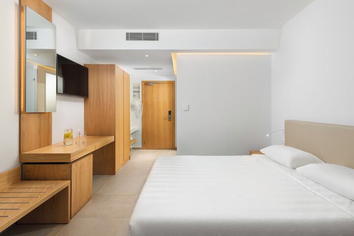 Room 36 of 121