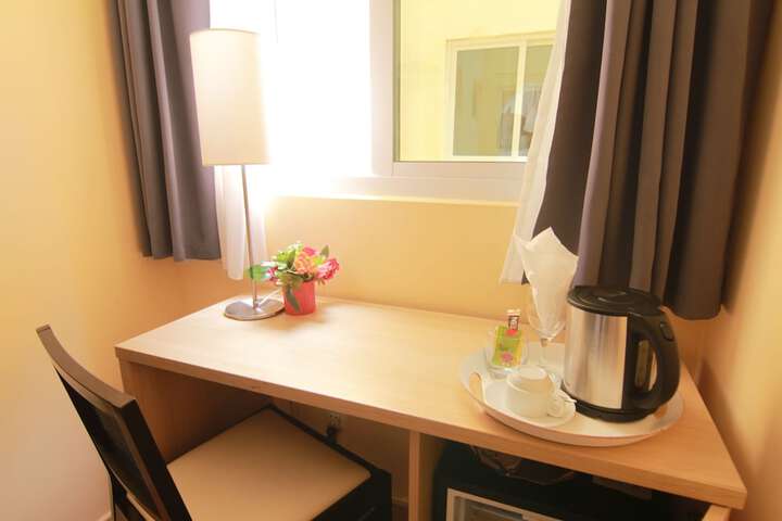 Room 17 of 42