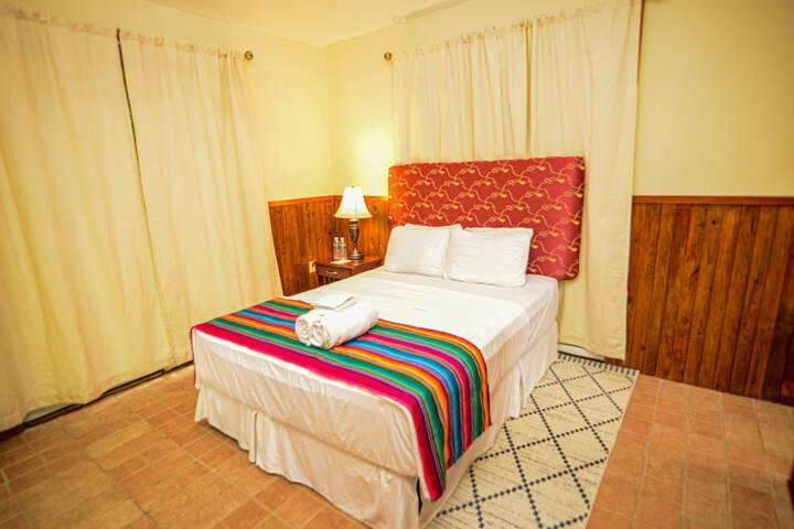 Room 14 of 83