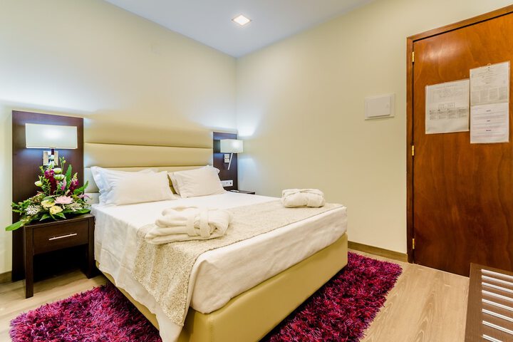 Room 16 of 74