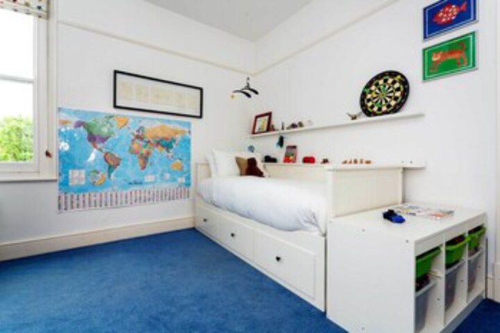 Room 21 of 31