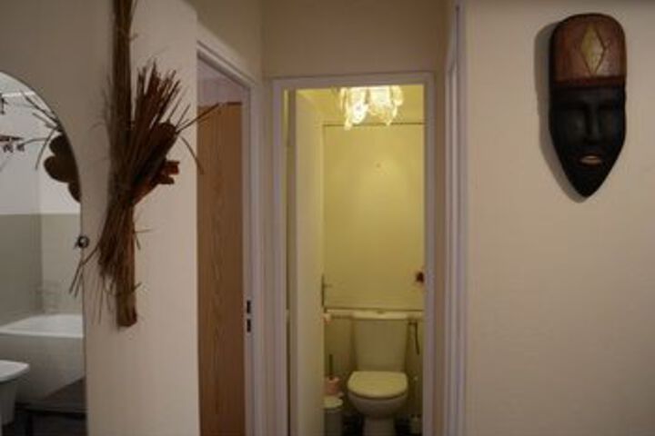 Room 6 of 50