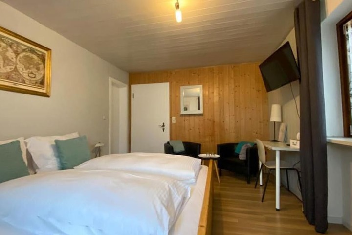 Room 7 of 54
