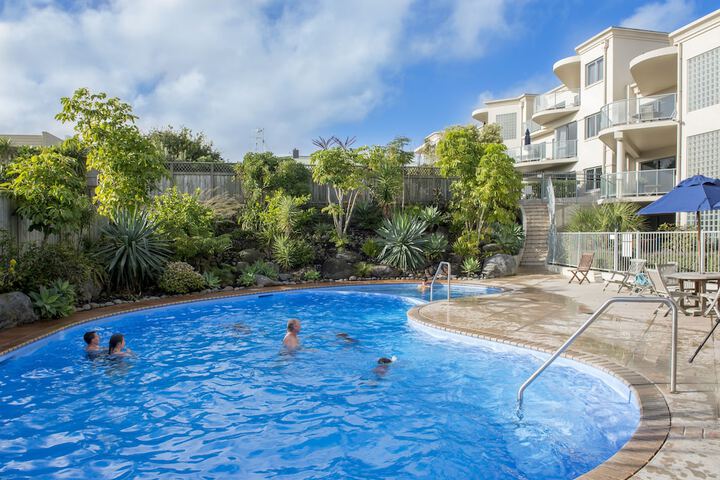Hotel Pool