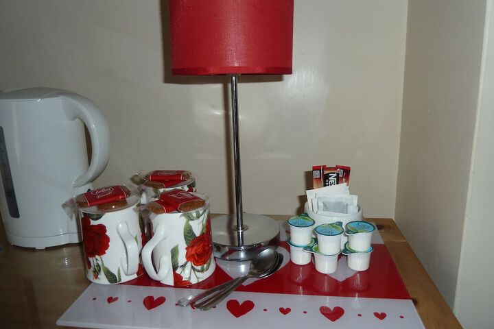 Room 14 of 27