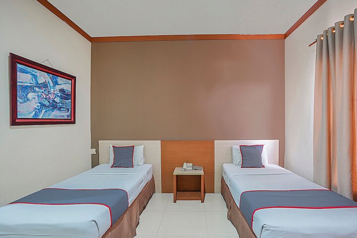 Room 8 of 30
