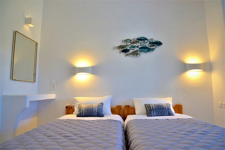 Room 3 of 14