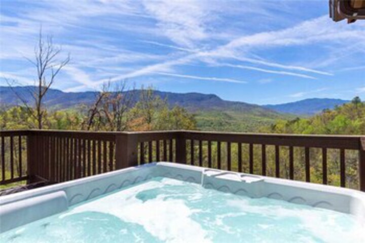 Image of Bearly Heaven 2 Bedrooms, Fireplace, Hot Tub, Wifi, Pool Table, Sleeps 8