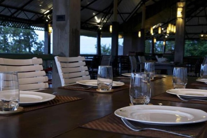 Dining Photos