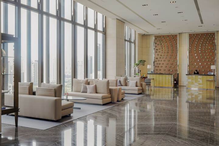 H2O Hotel