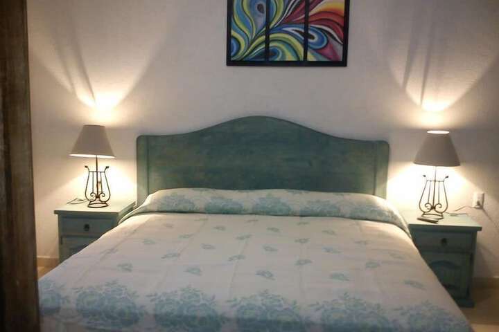 Room 6 of 14