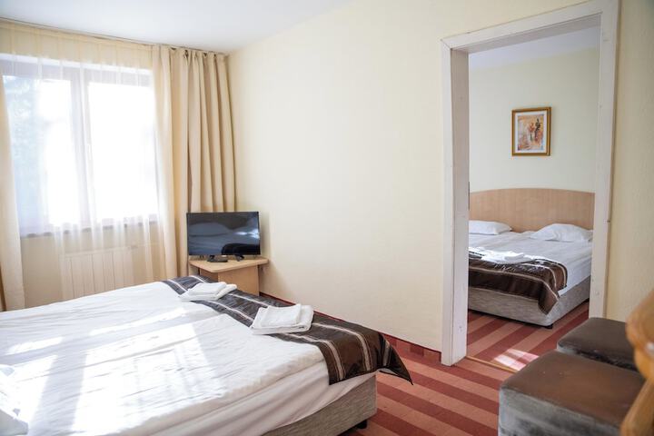 Room 12 of 45