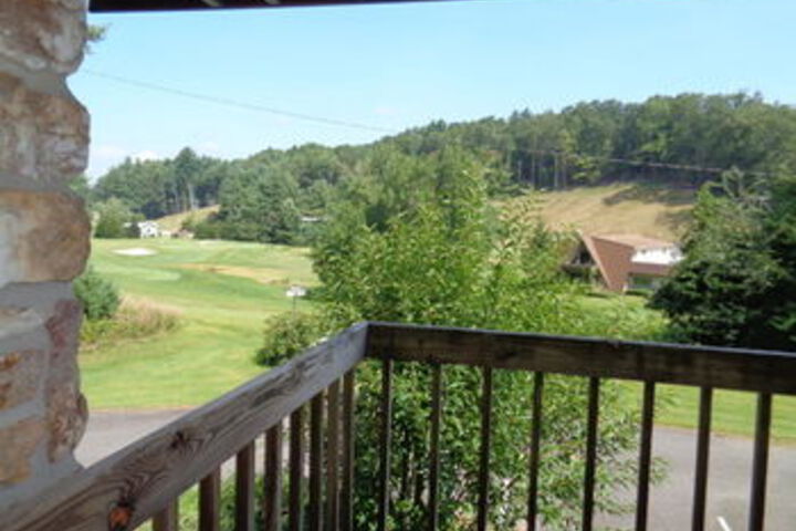 Terrace/Patio 2 of 40