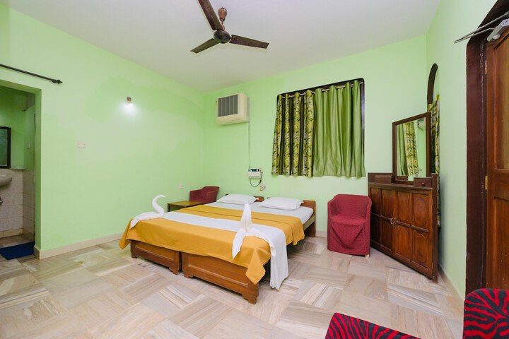 Room 3 of 14