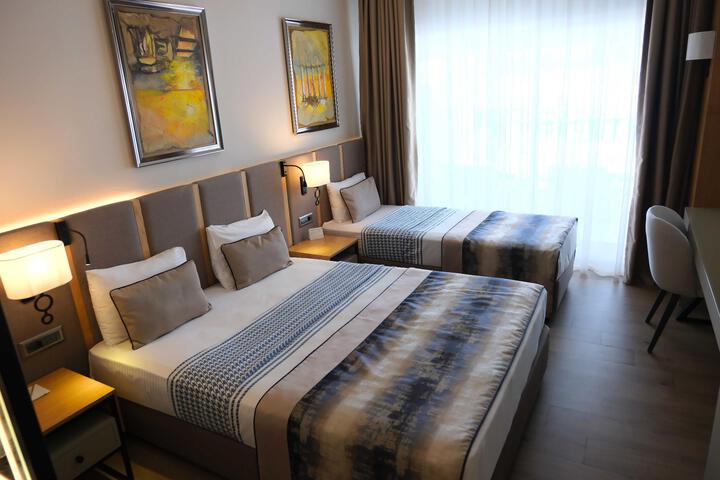 Room 26 of 125