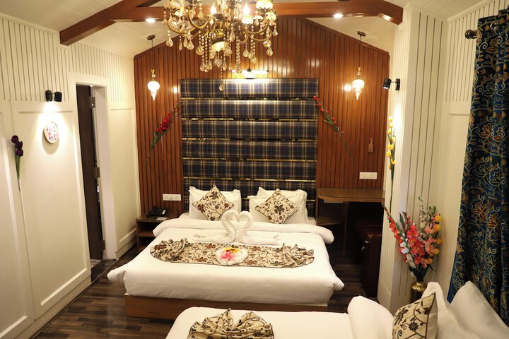 Room 10 of 36