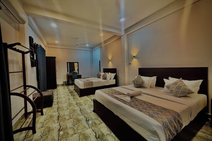 Room 9 of 44