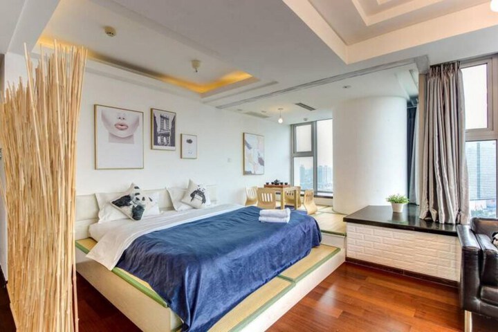 Room 8 of 29