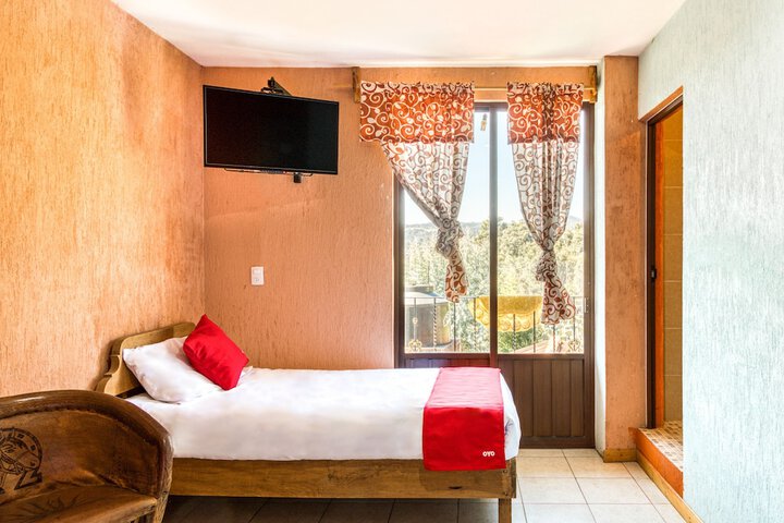 Room 10 of 77